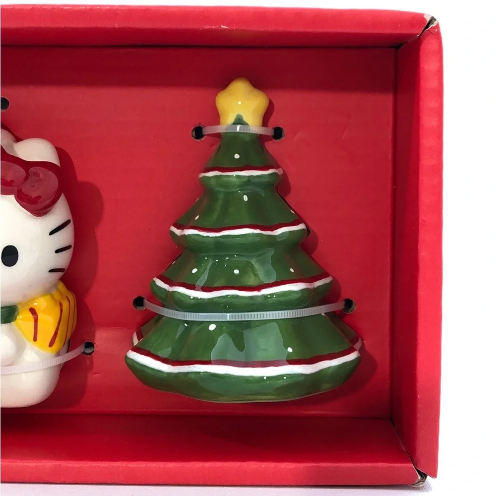 Hello Kitty Hand Painted Ceramic Christmas Tree Salt and Pepper Shaker Pair Set